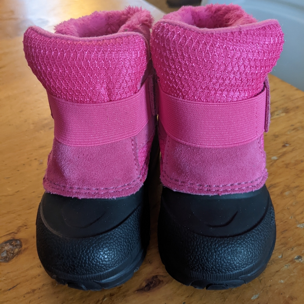 The north face boots. Toddler size 6